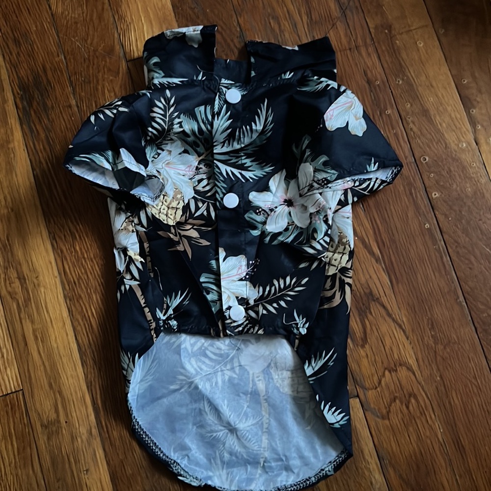 FOUR Hawaiian Dog shirts (Size XXL) for small dogs